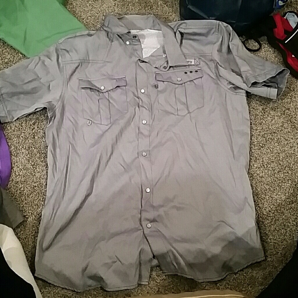 Columbia. Mens medium.pearl snap